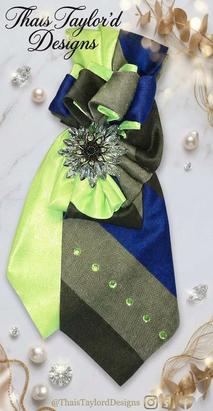 The Green Scene – Double Tie Statement Piece