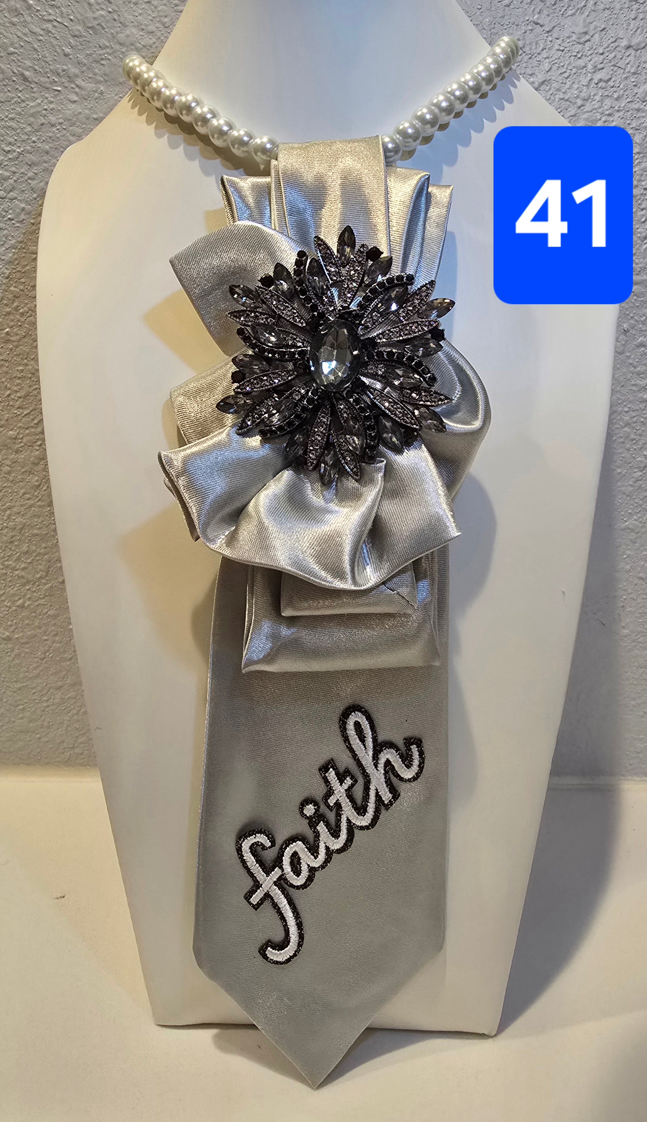 The Silver Crystal Faith Tie