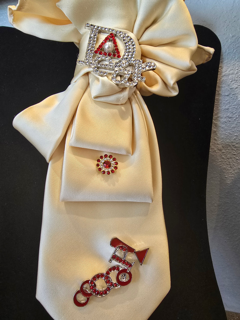 Cream Tie Set with Crimson Jewelry – For Delta Women & Kappa Men