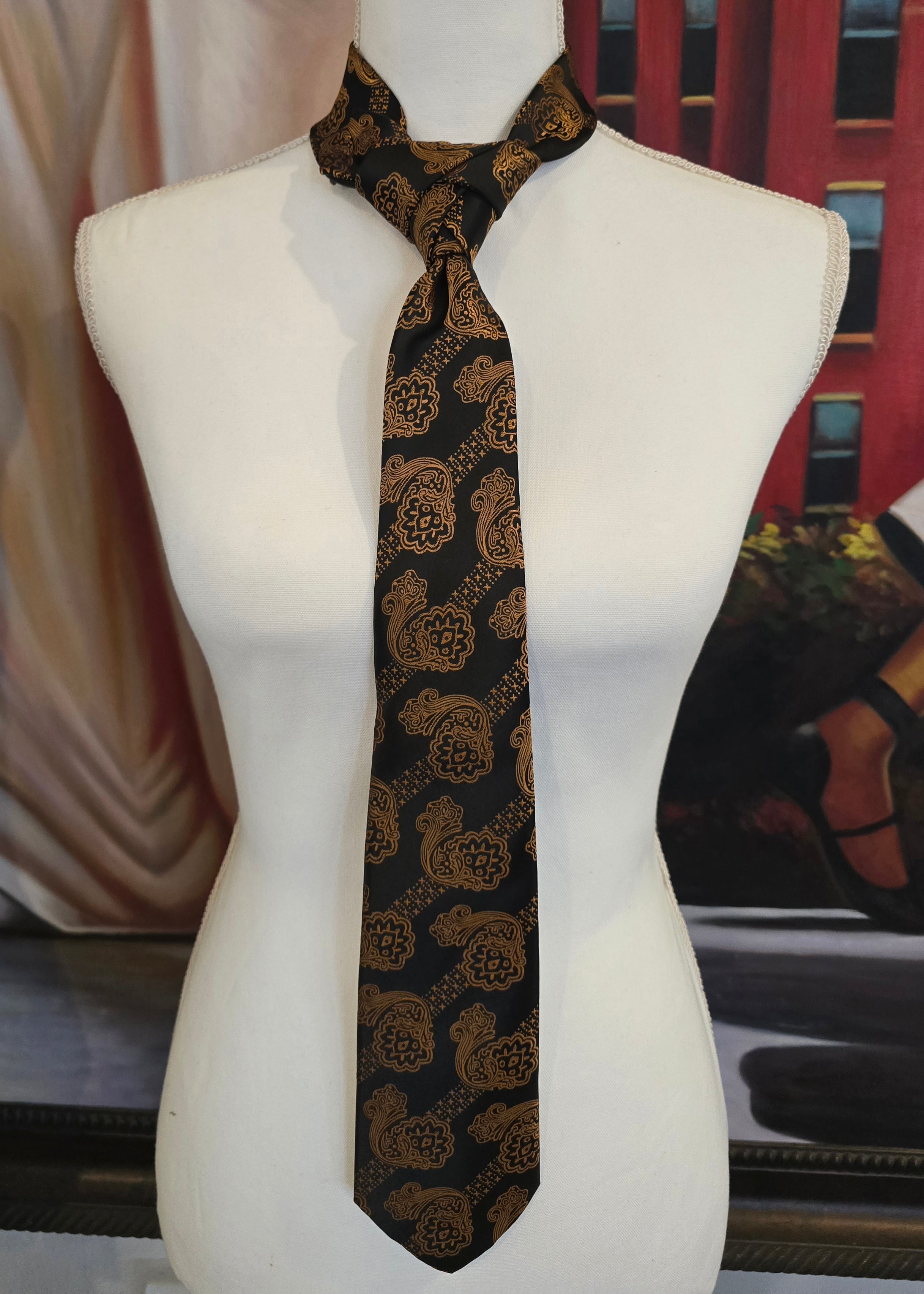 Gold Standard – Men's Black & Gold Tie Set with Pocket Square, Flower Pin & Cufflinks