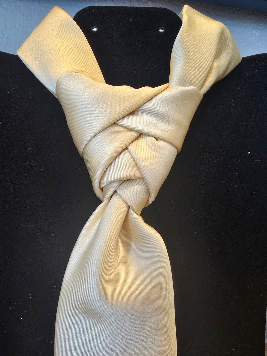 Cream Tie Set with Crimson Jewelry – For Delta Women & Kappa Men